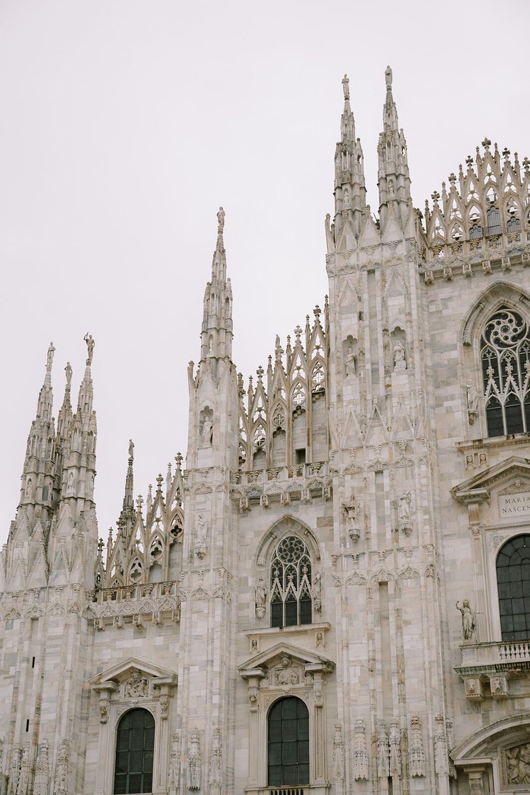 Agujas góticas de la catedral de Milán