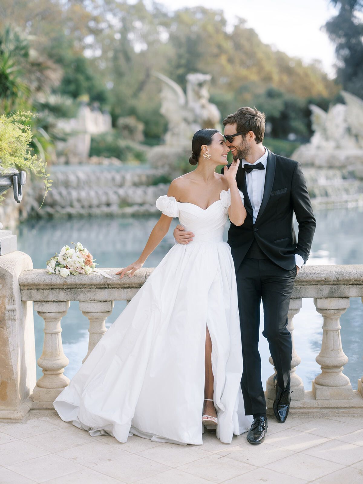 Novios en la fuente del Parque de la Ciutadella, Barcelona